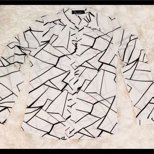 Brand New. Black & White Blouse ❤️❤️❤️